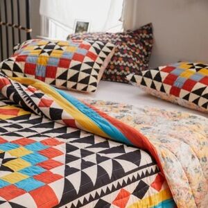 ISO reversible kaleidoscopes quilt